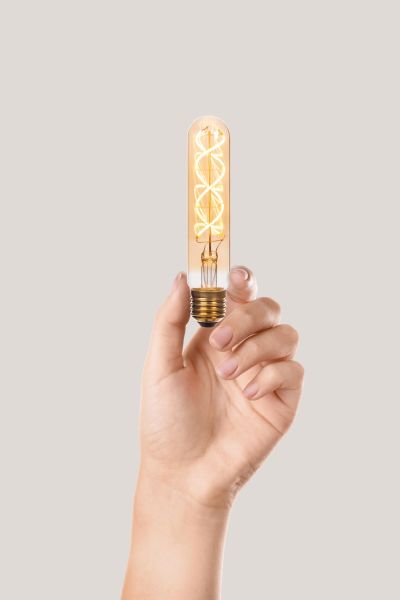 Lucide T32 - Filament bulb - Ø 3 cm - E27 - 1x4,9W 2200K - Amber